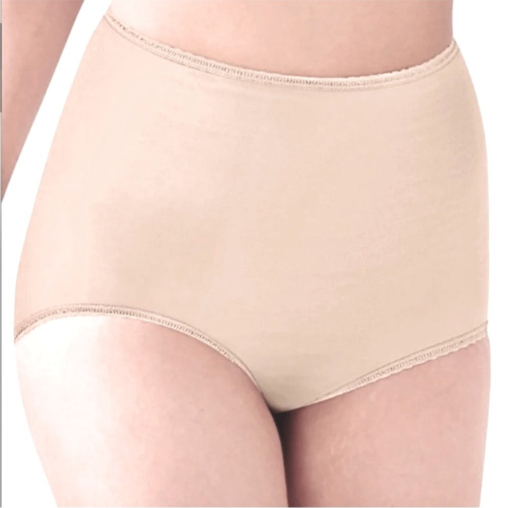 New Cream Bali Skimp Skamp Briefs Sz 6 MOCHA MIST Bali panties Bali briefs